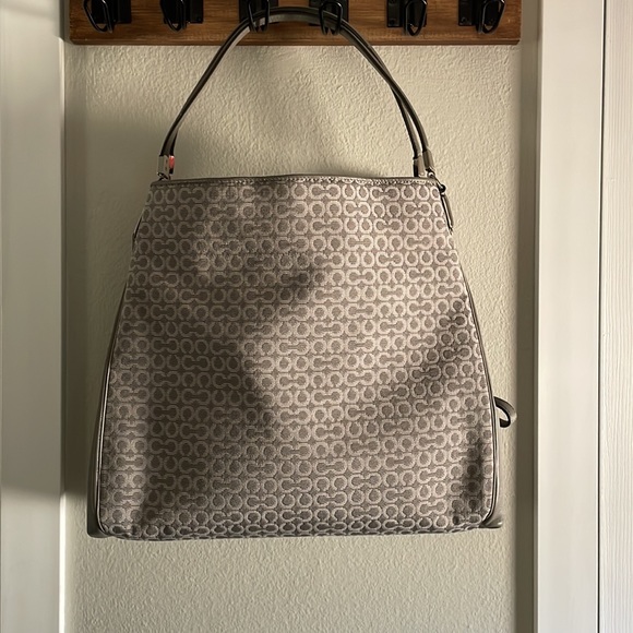 (MT113) NWT COACH Op Art Needlepoint Hobo Carryall Shoulder Bag - Picture 6 of 7